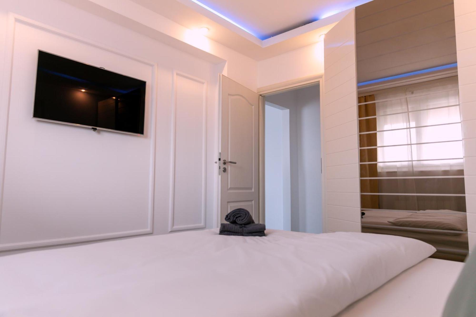 Ferienwohnung Nicolae Balcescu Dream House Bukarest Exterior foto
